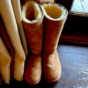 UGG Womens Classic Tall II Boot in Chestnut Size 6